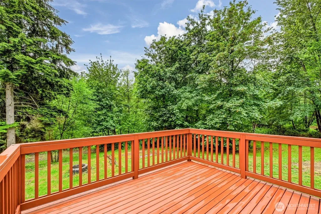 810 90th Street NW Tulalip WA 98271
