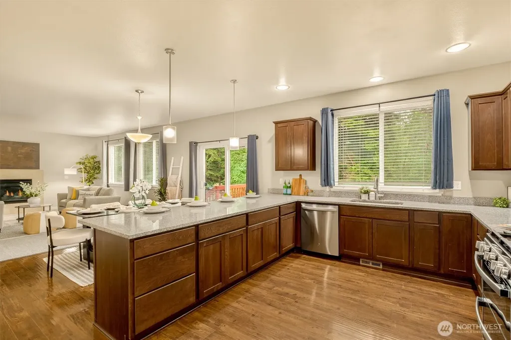 810 90th Street NW Tulalip WA 98271