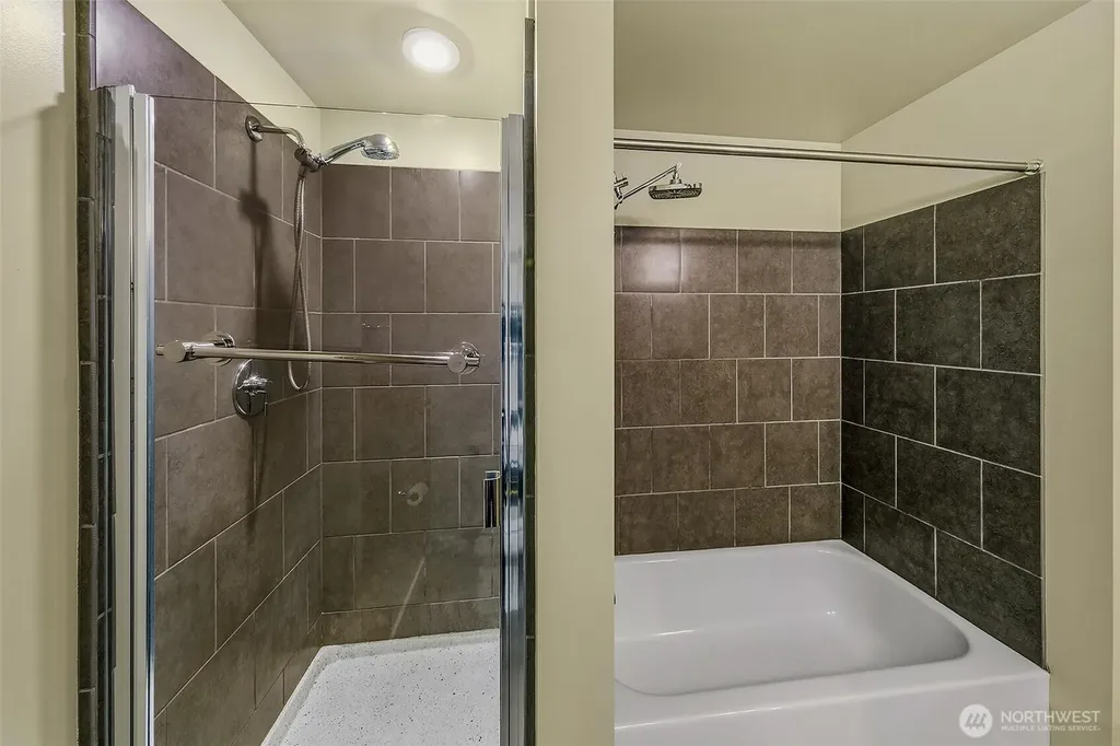 81 Clay Street Seattle WA 98121