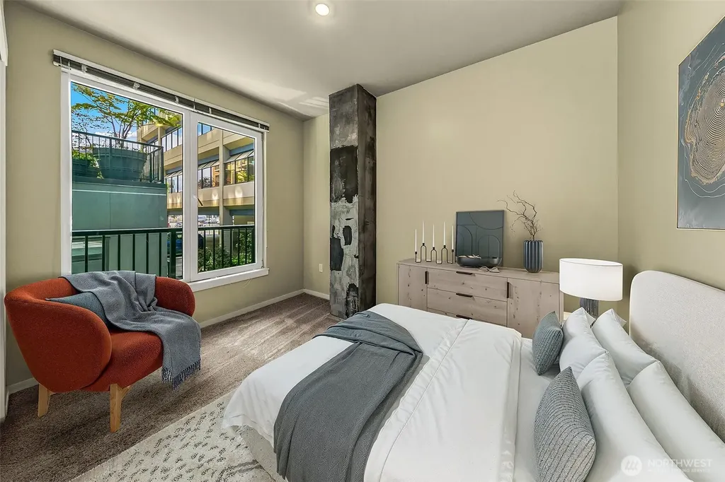 81 Clay Street Seattle WA 98121
