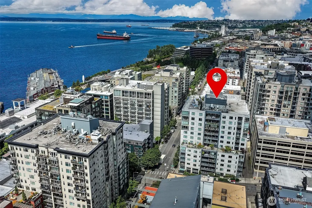 81 Clay Street Seattle WA 98121