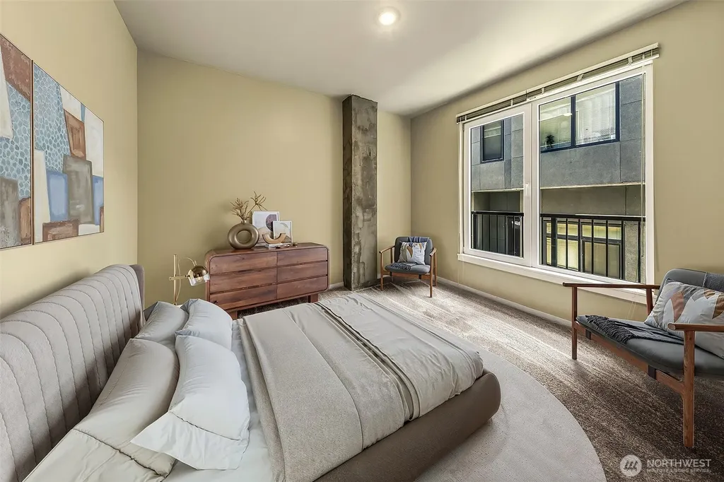 81 Clay Street Seattle WA 98121