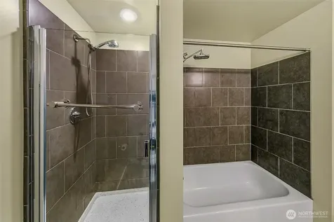81 Clay Street Seattle WA 98121