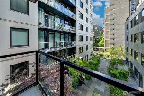 81 Clay Street Seattle WA 98121