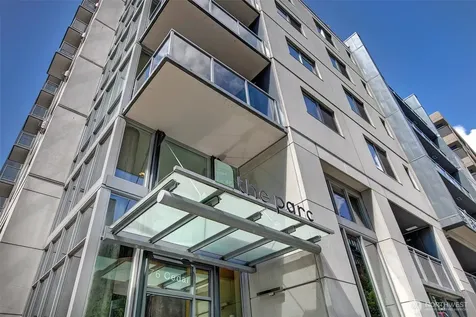 81 Clay Street Seattle WA 98121