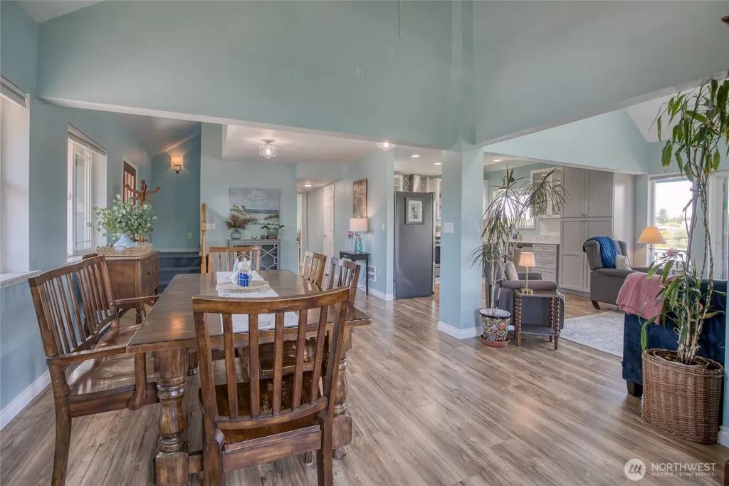 142 Sea Breeze SE Ocean Shores WA 98569