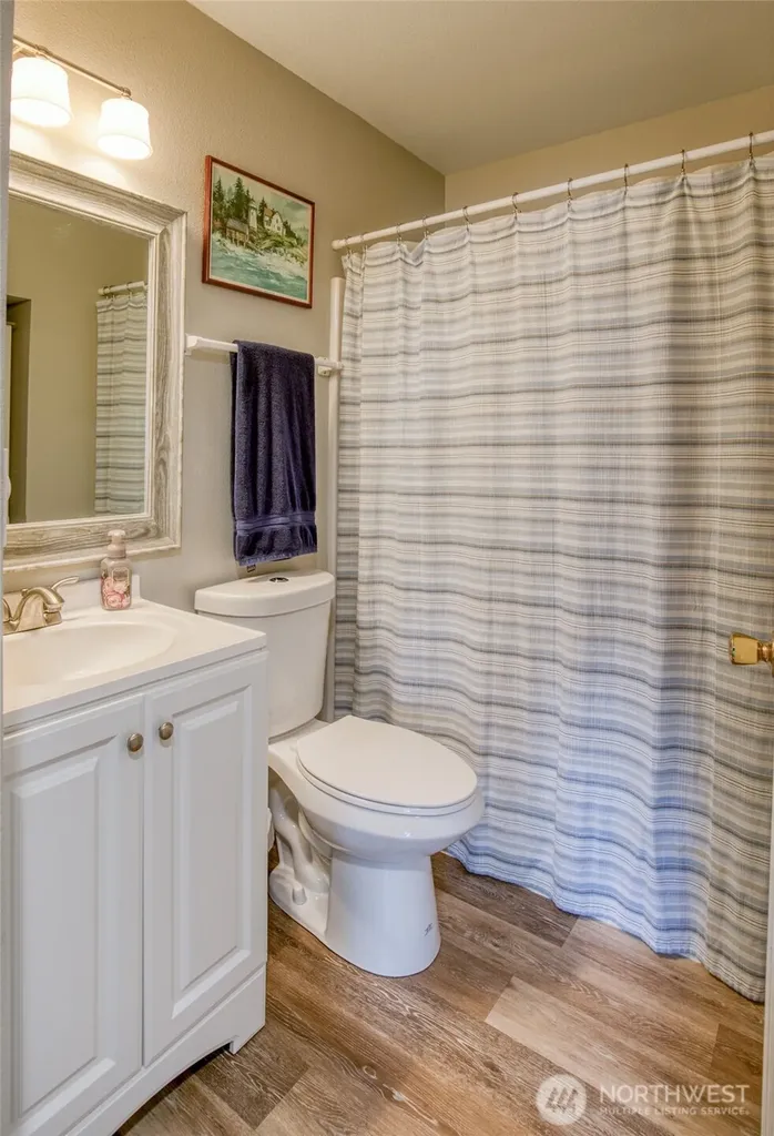 142 Sea Breeze SE Ocean Shores WA 98569