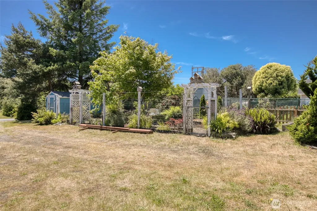 142 Sea Breeze SE Ocean Shores WA 98569