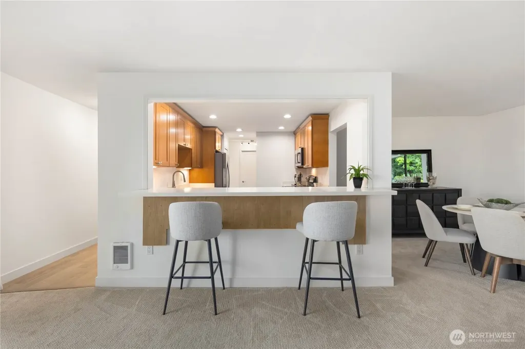 1727 Harbor Avenue SW Seattle WA 98126
