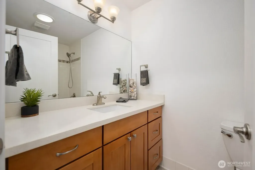 1727 Harbor Avenue SW Seattle WA 98126