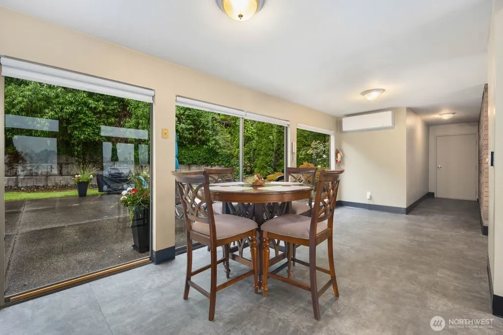 1727 Harbor Avenue SW Seattle WA 98126