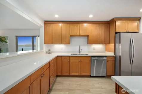 1727 Harbor Avenue SW Seattle WA 98126