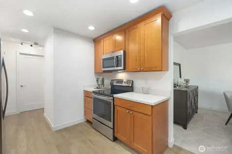 1727 Harbor Avenue SW Seattle WA 98126