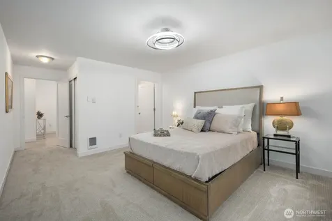1727 Harbor Avenue SW Seattle WA 98126
