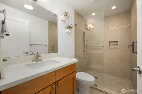 1727 Harbor Avenue SW Seattle WA 98126