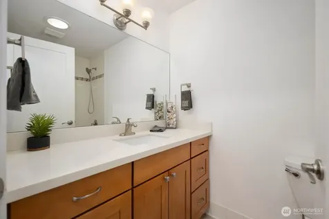 1727 Harbor Avenue SW Seattle WA 98126