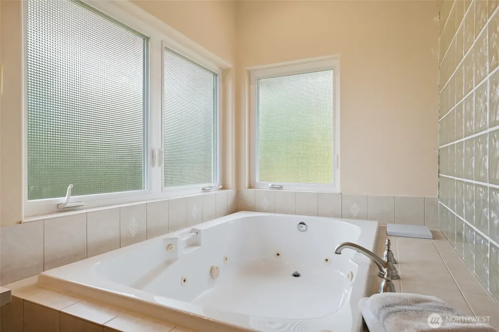 9347 Piperhill Drive SE Olympia WA 98513
