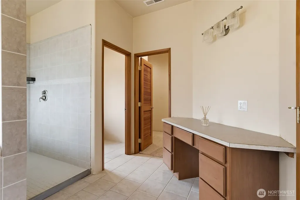9347 Piperhill Drive SE Olympia WA 98513