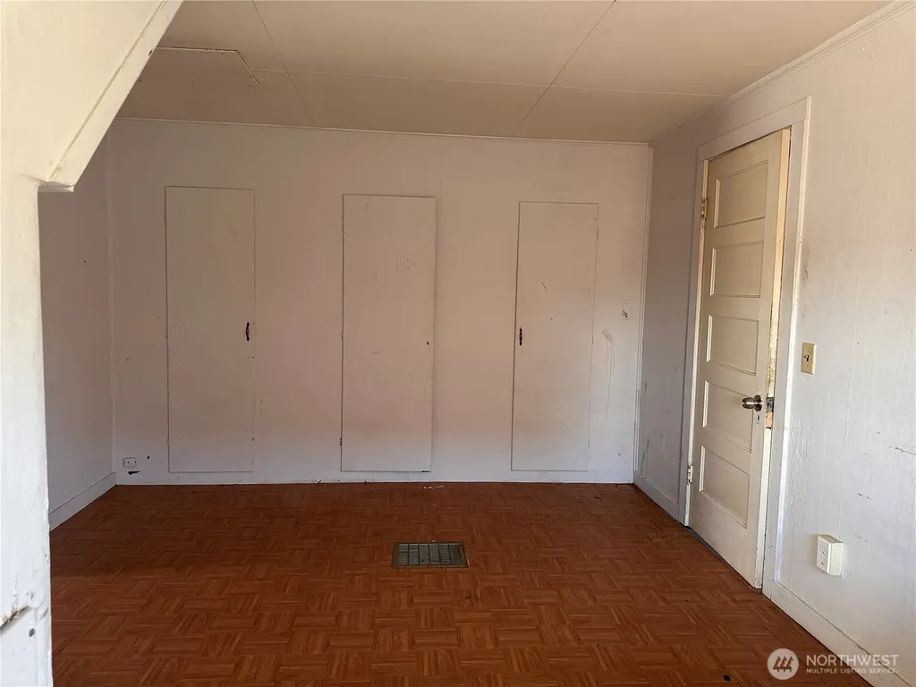 152 Karr Avenue Hoquiam WA 98550