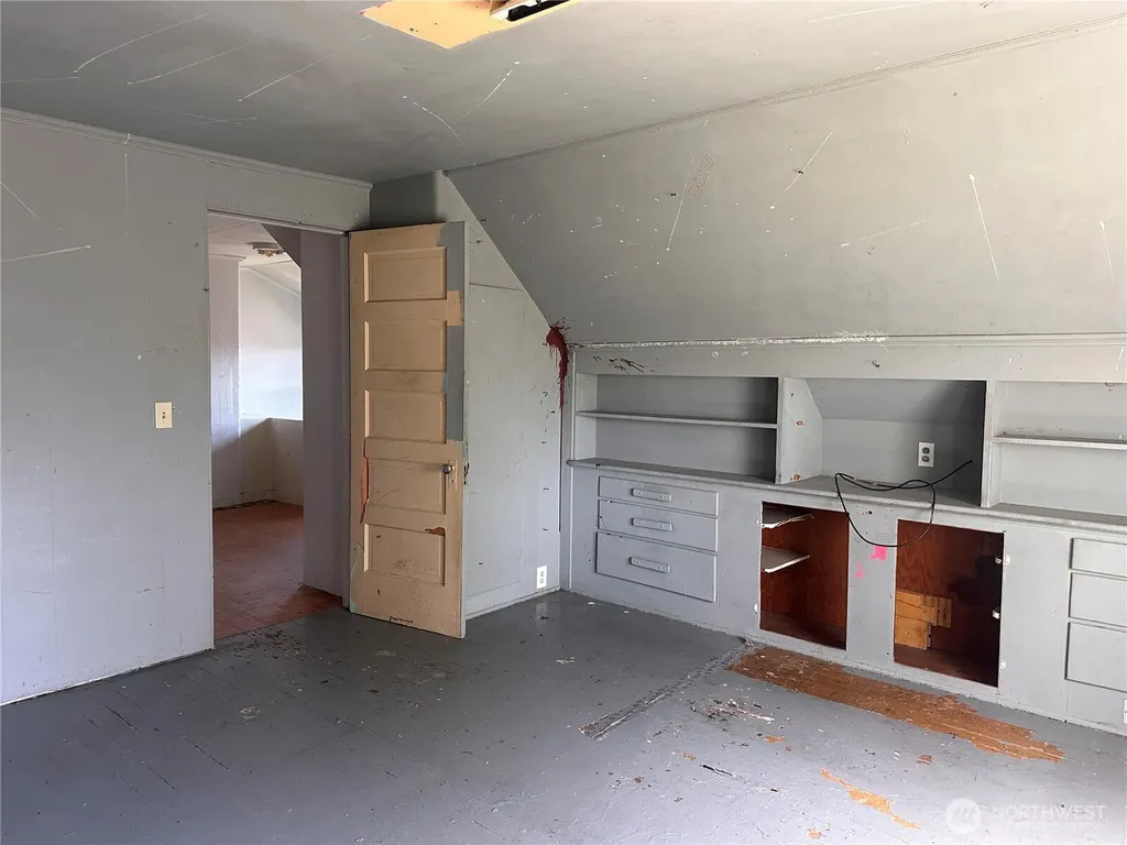 152 Karr Avenue Hoquiam WA 98550