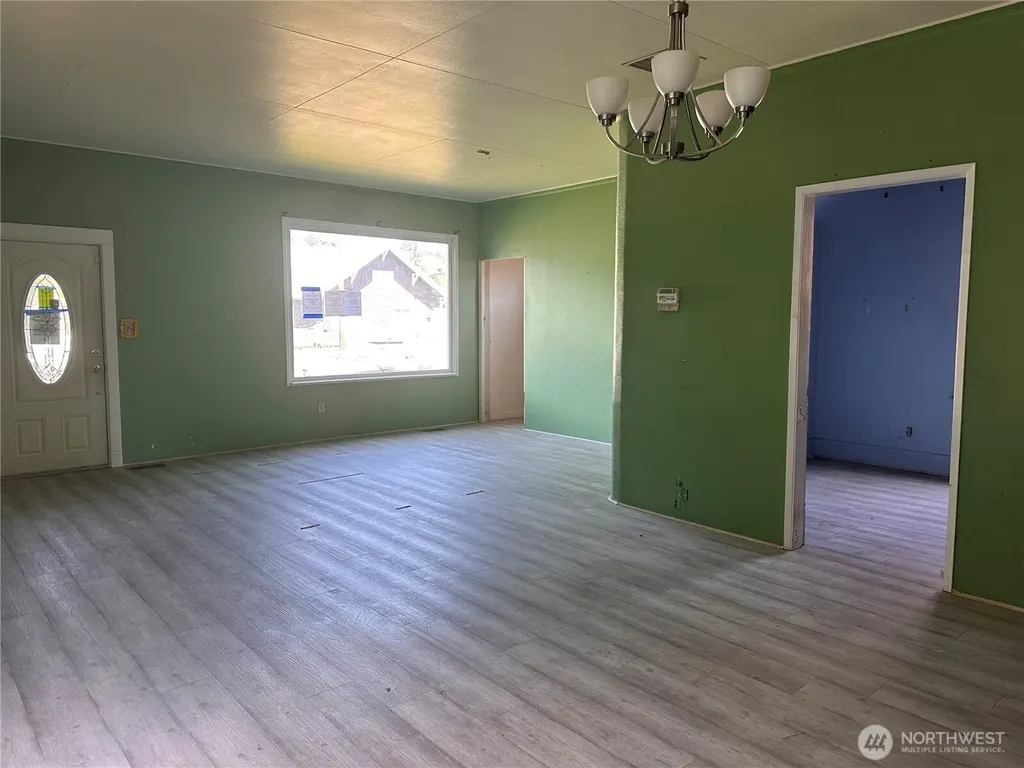 152 Karr Avenue Hoquiam WA 98550