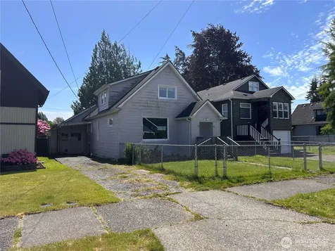 152 Karr Avenue Hoquiam WA 98550