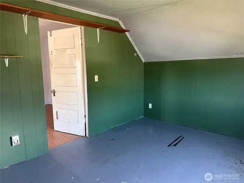 152 Karr Avenue Hoquiam WA 98550