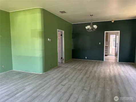 152 Karr Avenue Hoquiam WA 98550