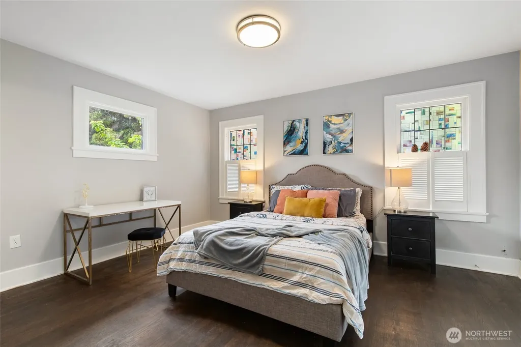 10124 3rd Avenue NW Seattle WA 98177