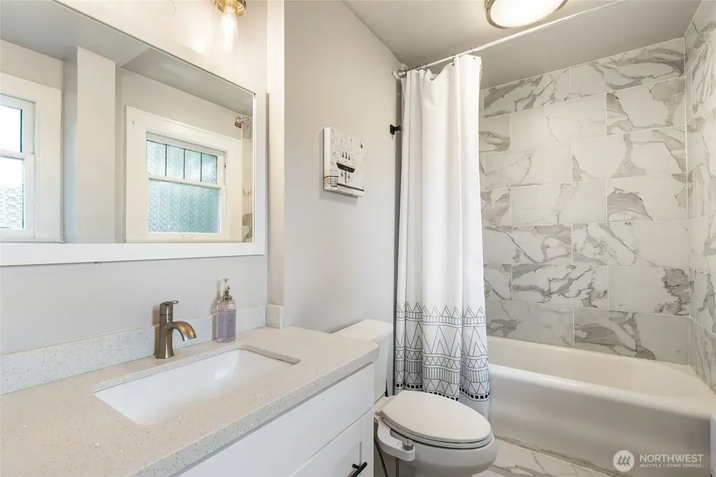 10124 3rd Avenue NW Seattle WA 98177