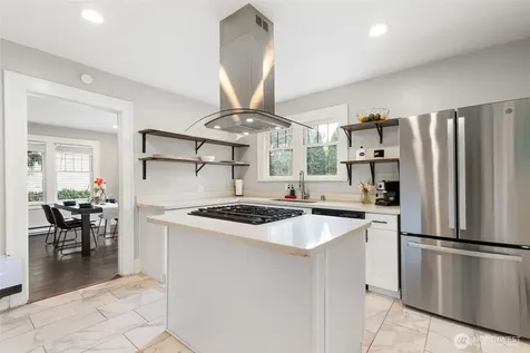 10124 3rd Avenue NW Seattle WA 98177