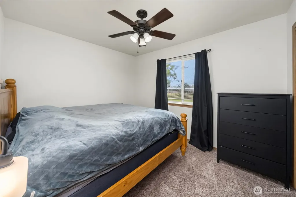 10309 School Land Road SW Rochester WA 98579