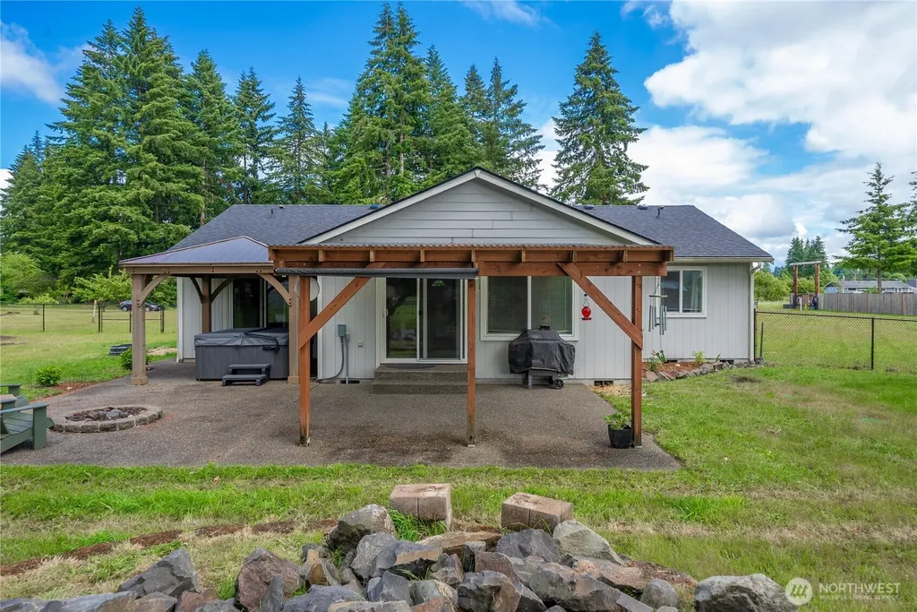 10309 School Land Road SW Rochester WA 98579