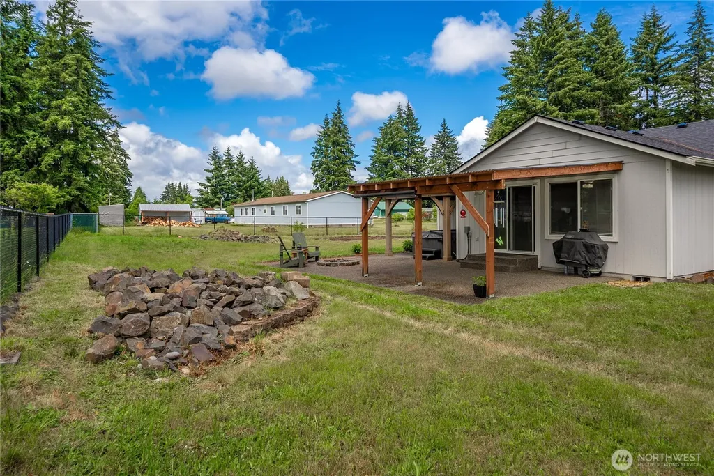 10309 School Land Road SW Rochester WA 98579