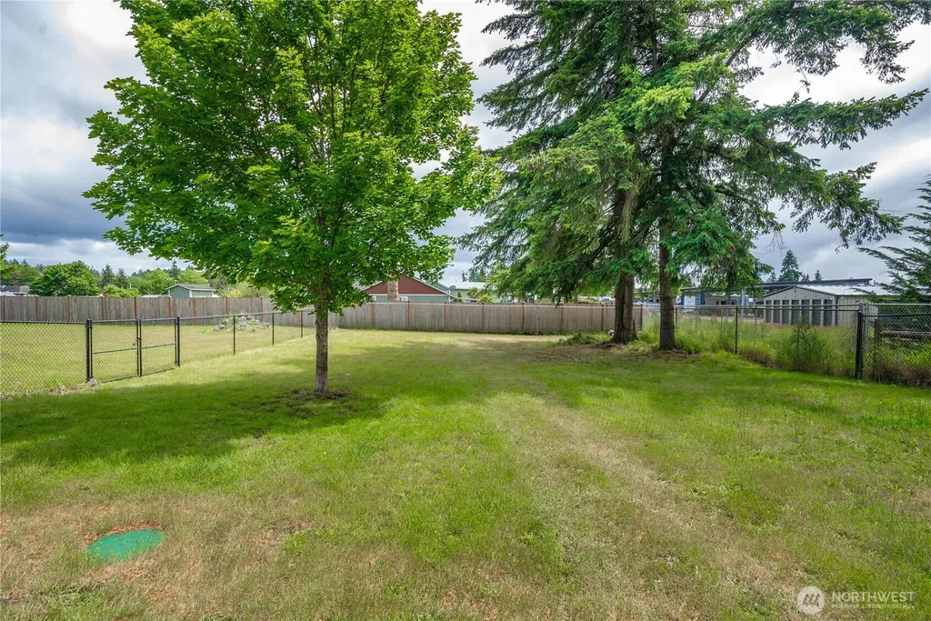 10309 School Land Road SW Rochester WA 98579
