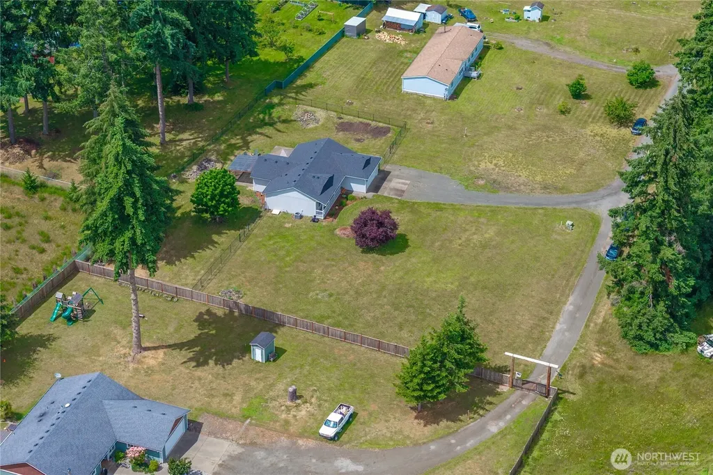 10309 School Land Road SW Rochester WA 98579