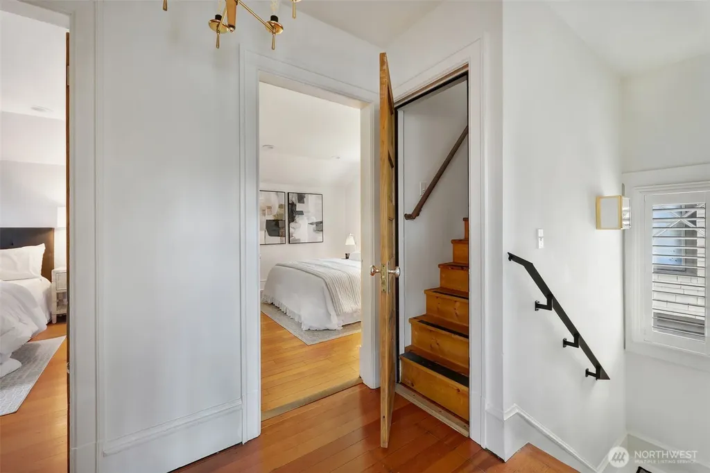 1110 E Denny Seattle WA 98122