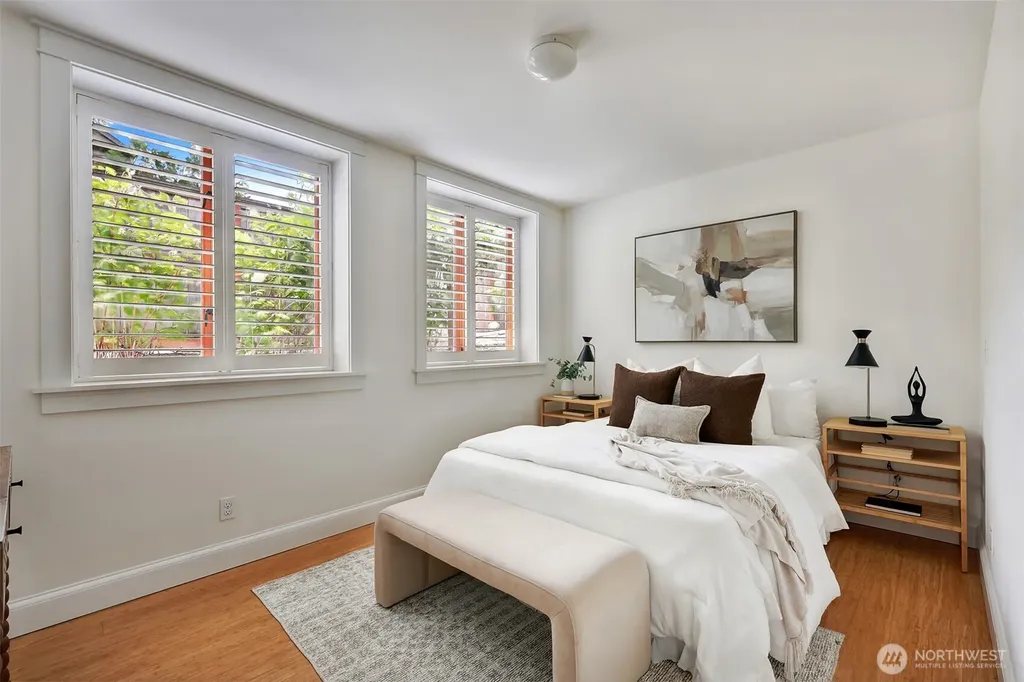 1110 E Denny Seattle WA 98122