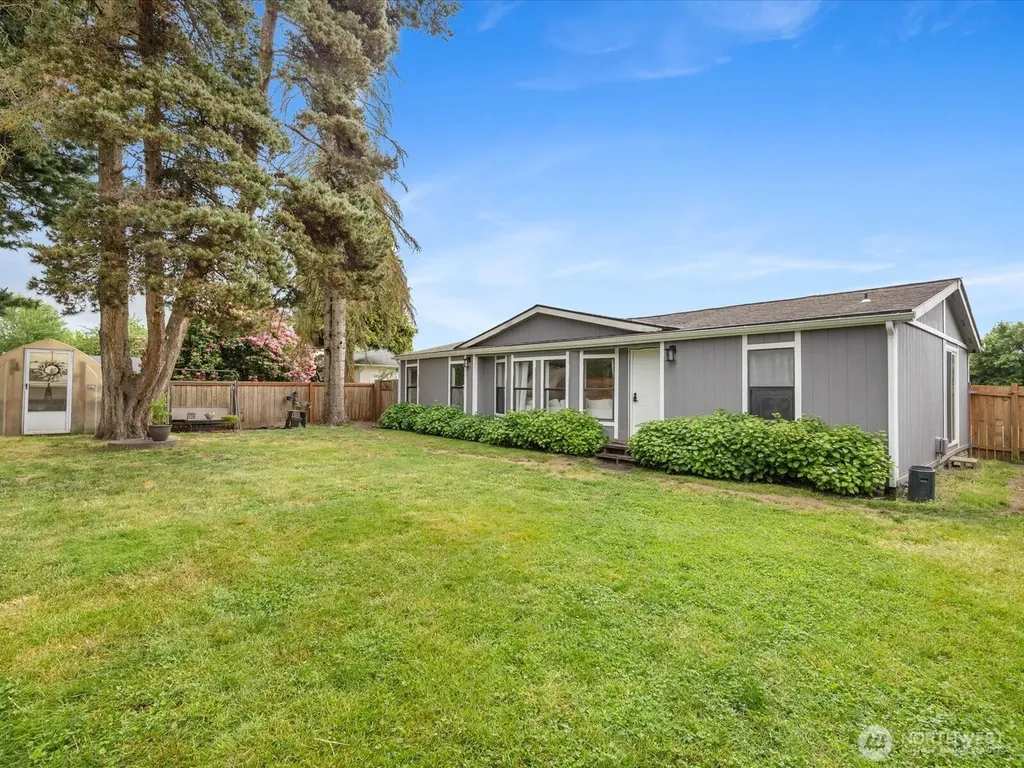 5326 64th Street NE Marysville WA 98270