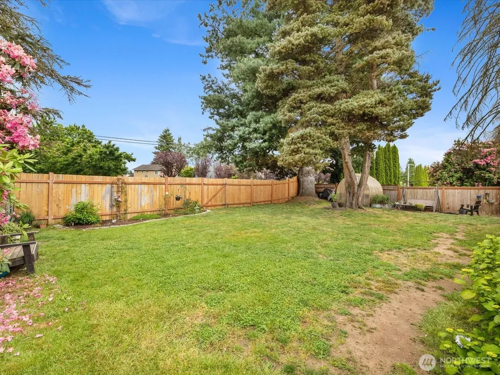 5326 64th Street NE Marysville WA 98270
