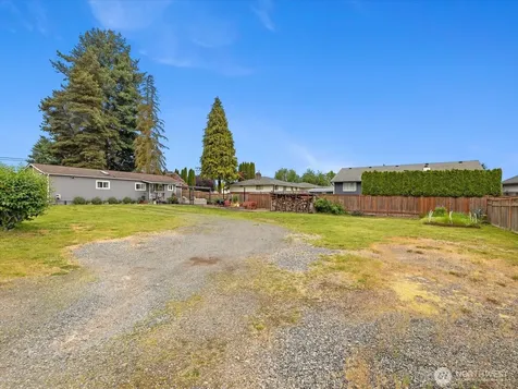 5326 64th Street NE Marysville WA 98270