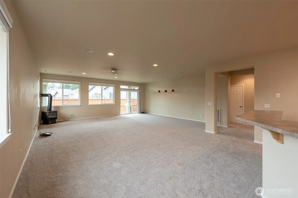 4986 Meriwood Drive NE Lacey WA 98516