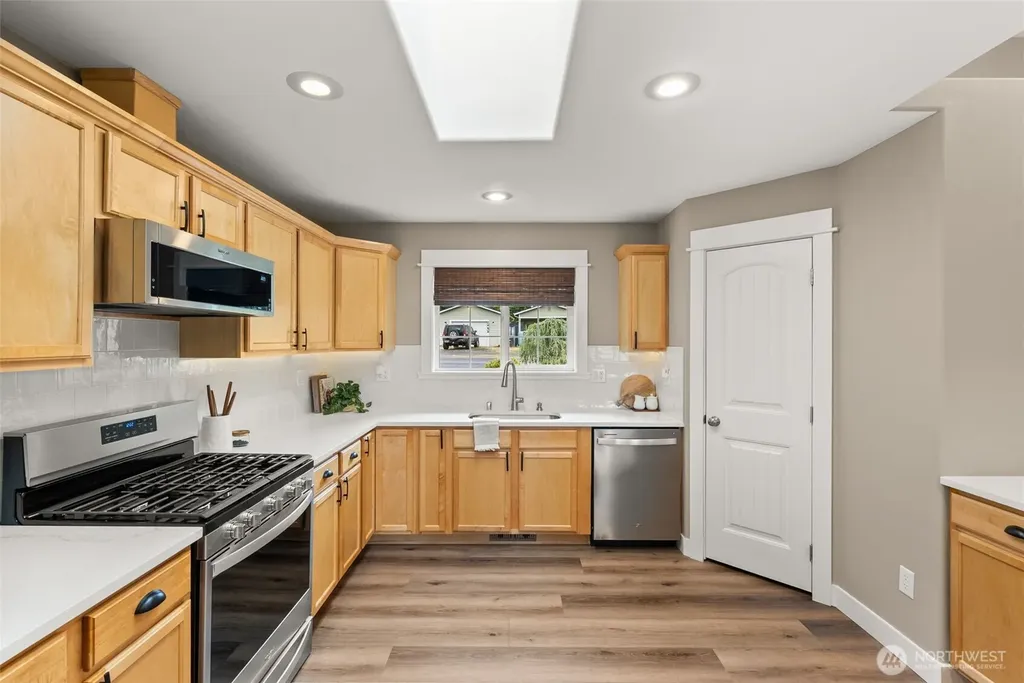 242 Kennicott Road Chehalis WA 98532