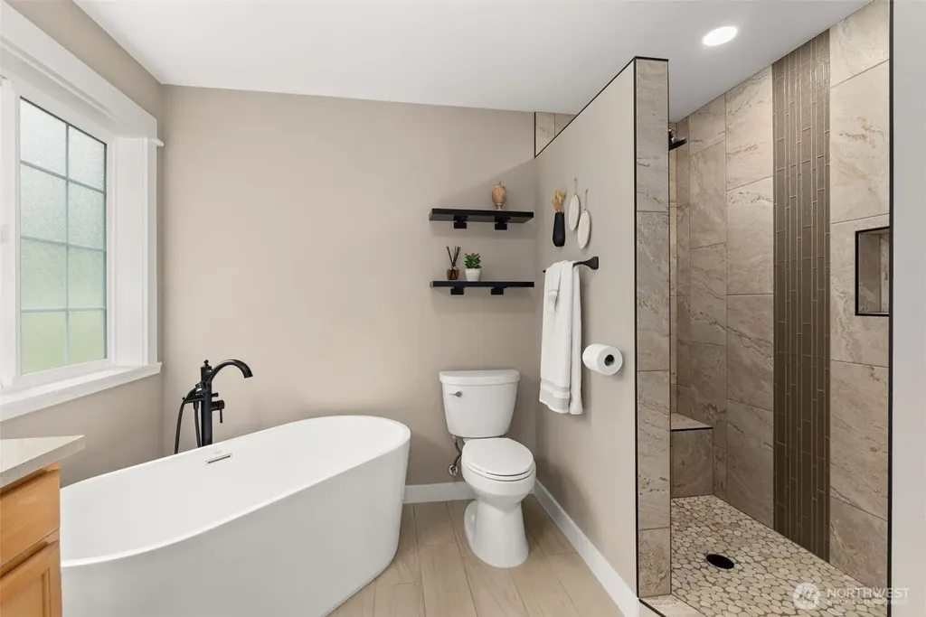 242 Kennicott Road Chehalis WA 98532