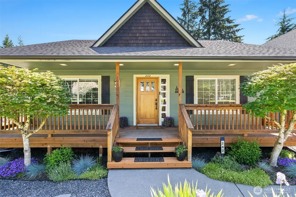 242 Kennicott Road Chehalis WA 98532