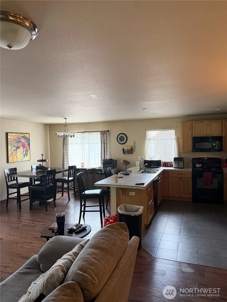 5293 66th Avenue SE Lacey WA 98513