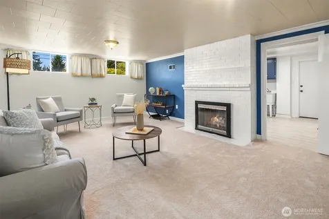 12742 Palatine Avenue N Seattle WA 98133