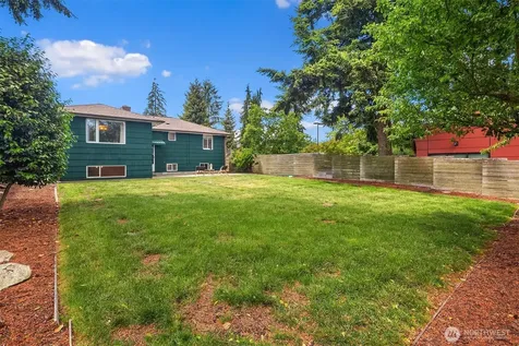 12742 Palatine Avenue N Seattle WA 98133