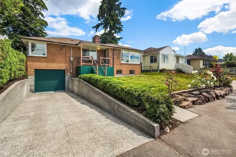 12742 Palatine Avenue N Seattle WA 98133