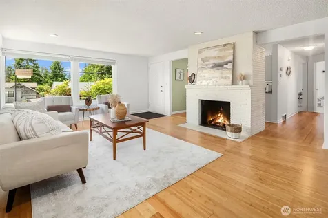 12742 Palatine Avenue N Seattle WA 98133